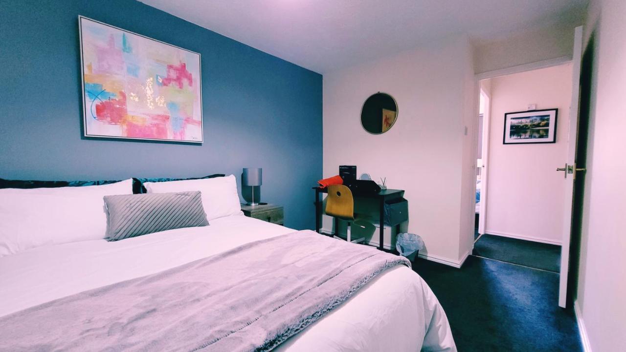 Modern 2 Bed House- Free Parking And Close To The Centre 브리스틀 외부 사진