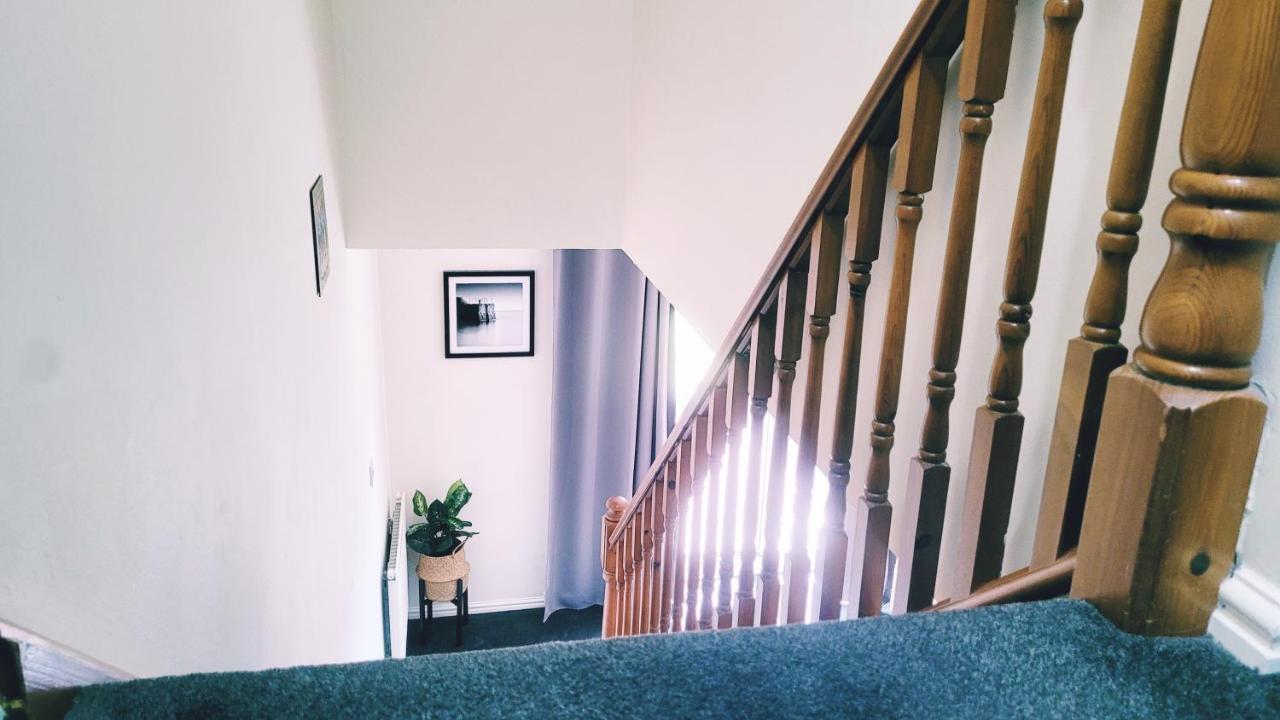 Modern 2 Bed House- Free Parking And Close To The Centre 브리스틀 외부 사진